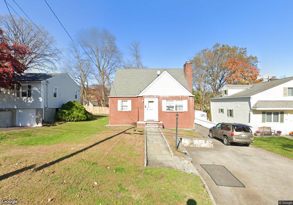 87 Chelsea St, Hawthorne, NY 10532 - photo 1