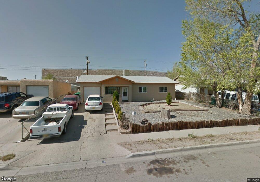 3911 Highland View Dr, Farmington, NM 87402 - photo 1