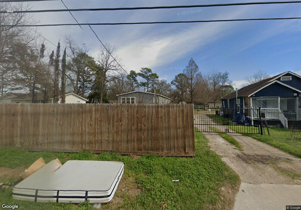 9730 E Hardy Rd, Houston, TX 77093 - photo 1