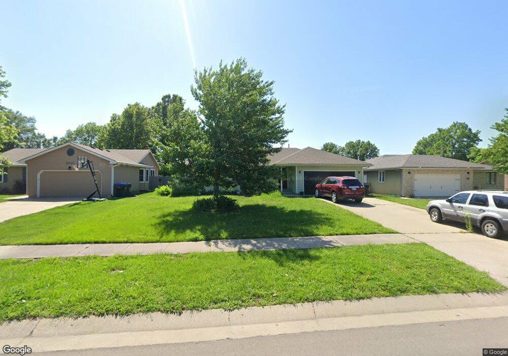 2825 SW Stutley Rd, Topeka, KS 66614 - photo 1