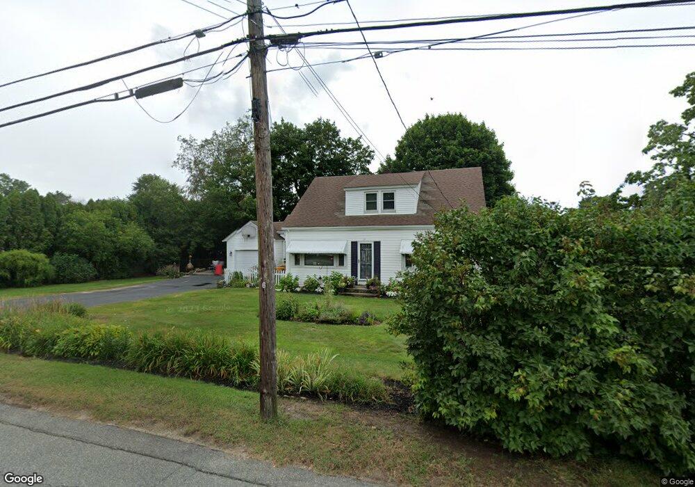 132 Dawn Blvd, Woonsocket, RI 02895 - photo 1