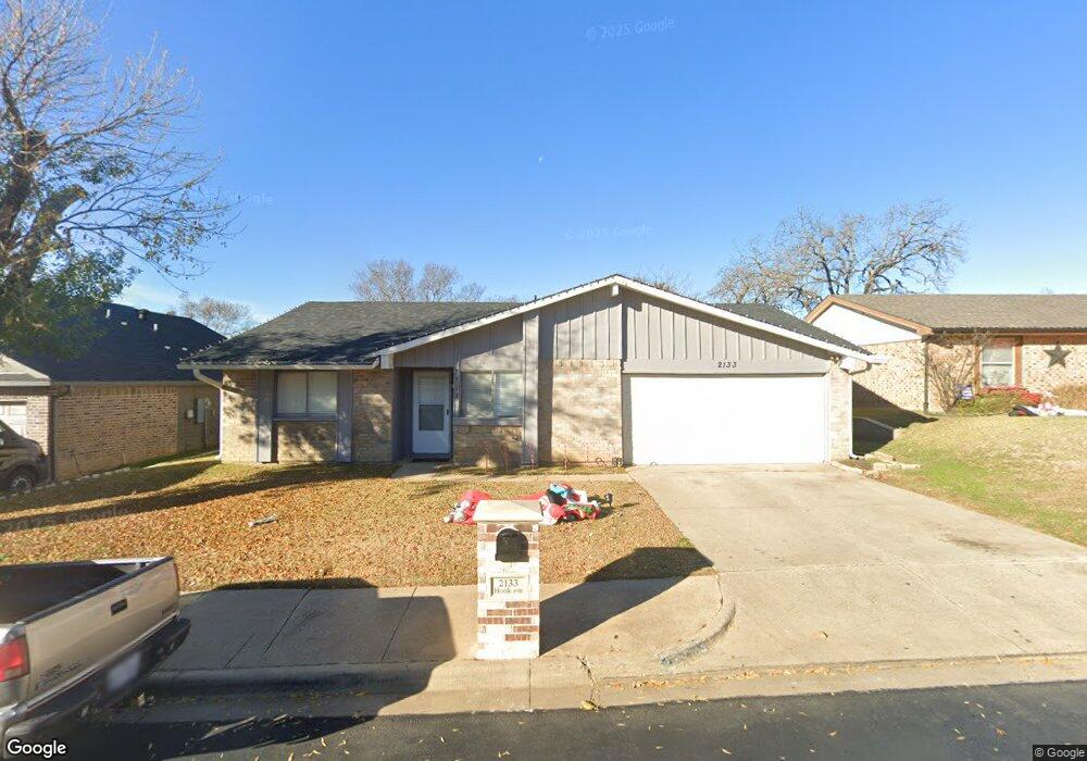 2133 Loma Verde Dr, Bedford, TX 76021 - photo 1