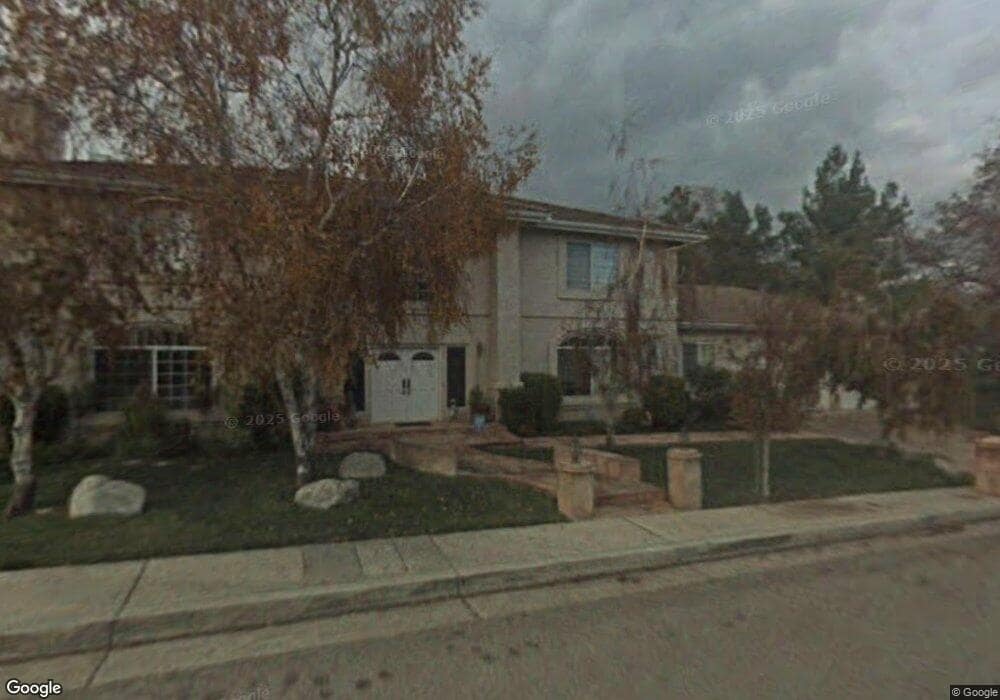 22251 Dumetz Rd, Woodland Hills, CA 91364 - photo 1