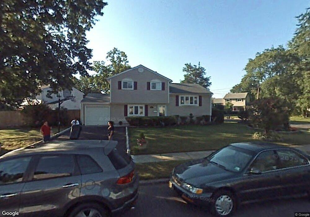 125 Osceola Ave, Middlesex, NJ 08846 - photo 1