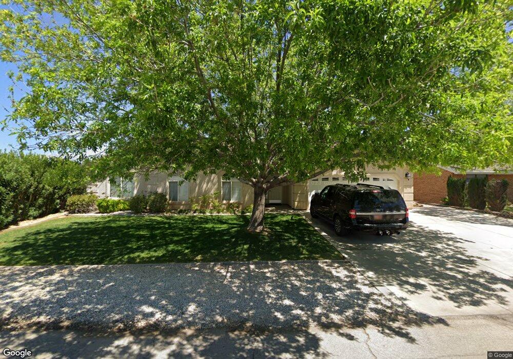 1075 Mckinley Way, Saint George, UT 84790 - photo 1