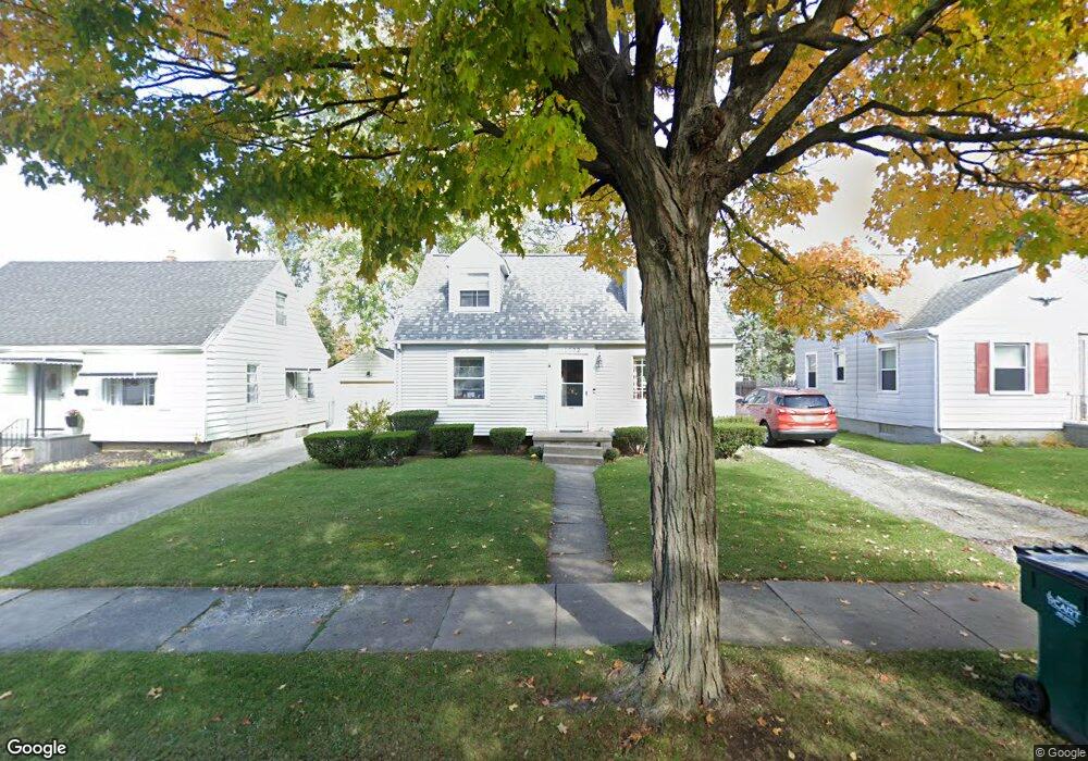 1522 W Rundle Ave, Lansing, MI 48910 - photo 1