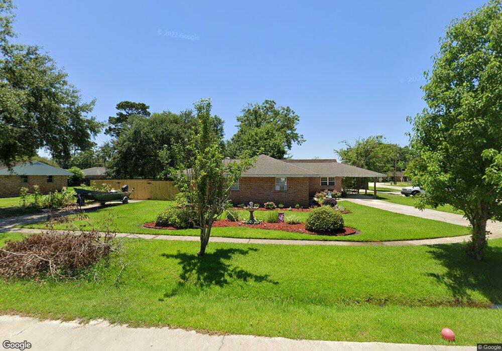 305 Cumberland Dr, Slidell, LA 70458 - photo 1