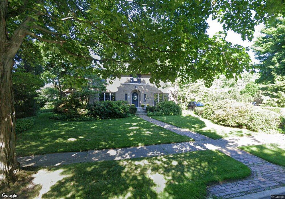 845 Edgemont Park, Grosse Pointe Park, MI 48230 - photo 1