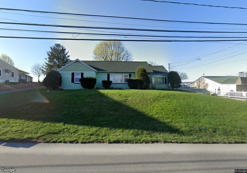 1021 Martindale Rd, Ephrata, PA 17522 - photo 1