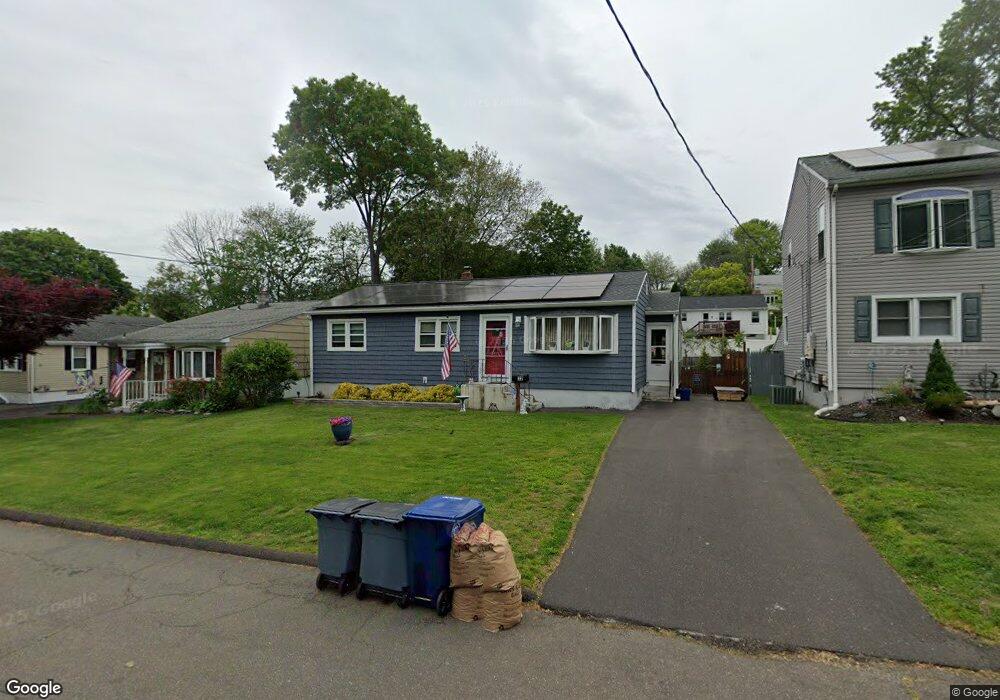 72 Harding Ave, West Haven, CT 06516 - photo 1