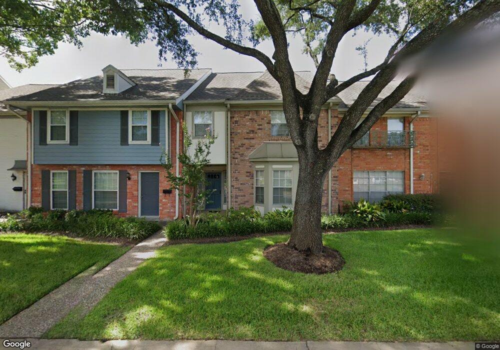 10335 Briar Forest Dr unit 15, Houston, TX 77042 - photo 1