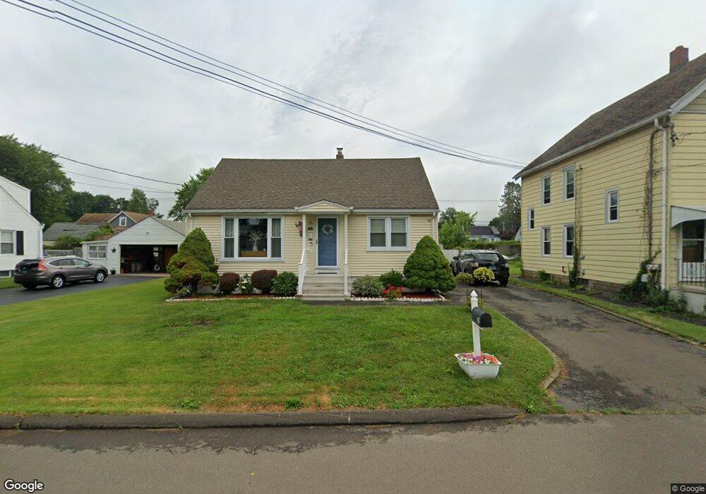 31 Boxford St, East Haven, CT 06512 - photo 1