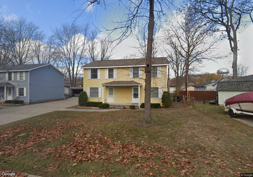 1523 Hazelwood Ln unit 1529-1531 Hazelwood, Port Huron, MI 48060 - photo 1