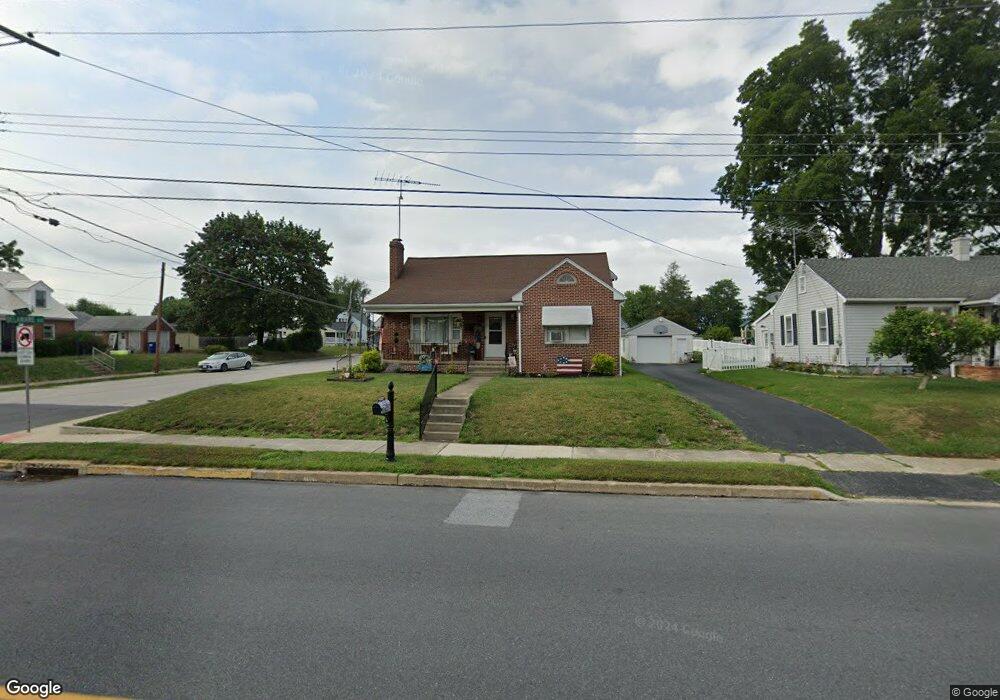 345 W King St, Littlestown, PA 17340 - photo 1