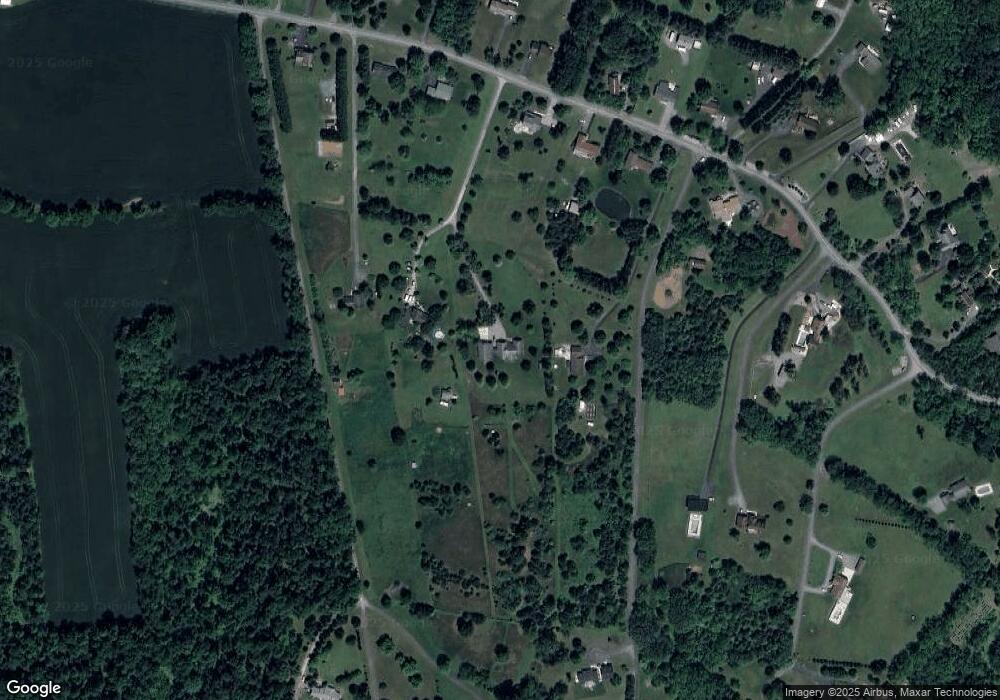 3926 W Weaver Rd, Greencastle, PA 17225 - photo 1