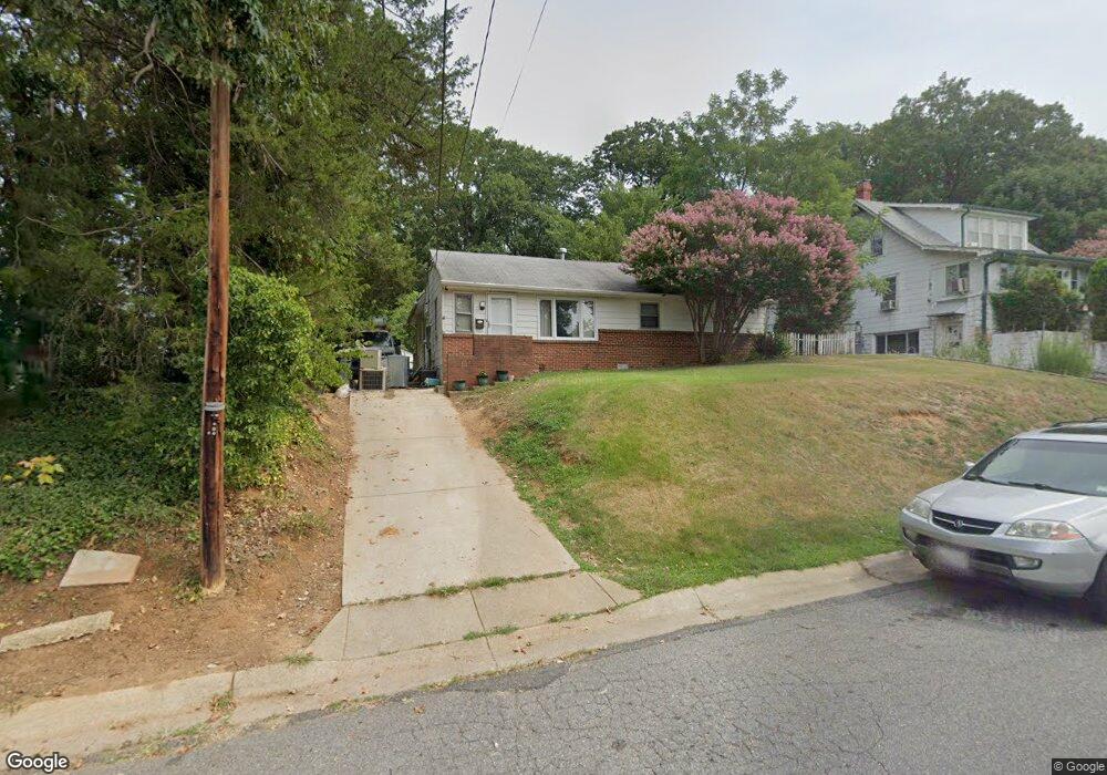 5904 Sheridan St, Riverdale, MD 20737 - photo 1