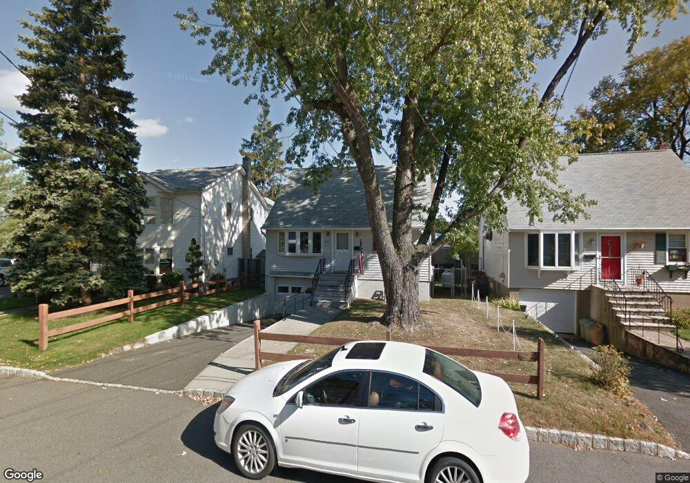 32 1/2 Washington Ave, Lake Hiawatha, NJ 07034 - photo 1