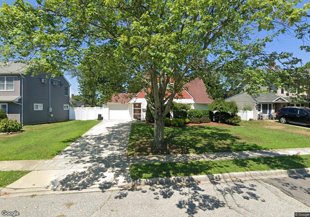 268 Red Maple Dr S, Levittown, NY 11756 - photo 1