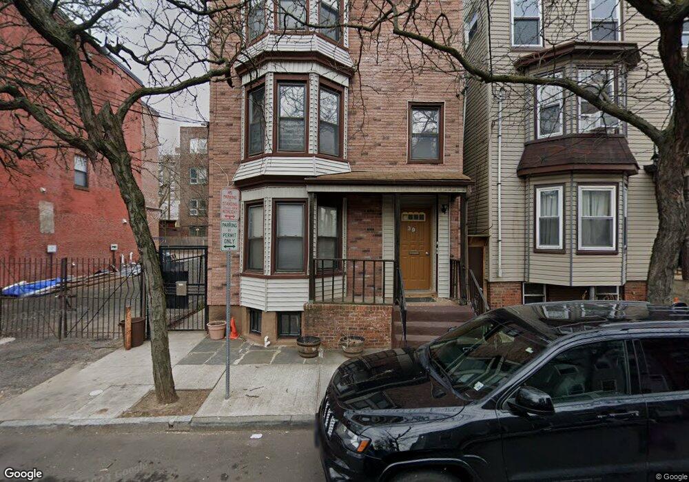 39 Burnet St, Newark, NJ 07102 - photo 1
