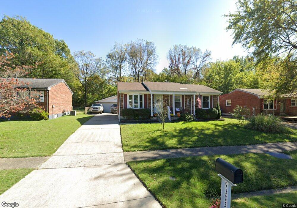 9305 Lantana Dr, Louisville, KY 40229 - photo 1
