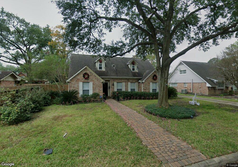 2323 Carleen Rd, Houston, TX 77018 - photo 1