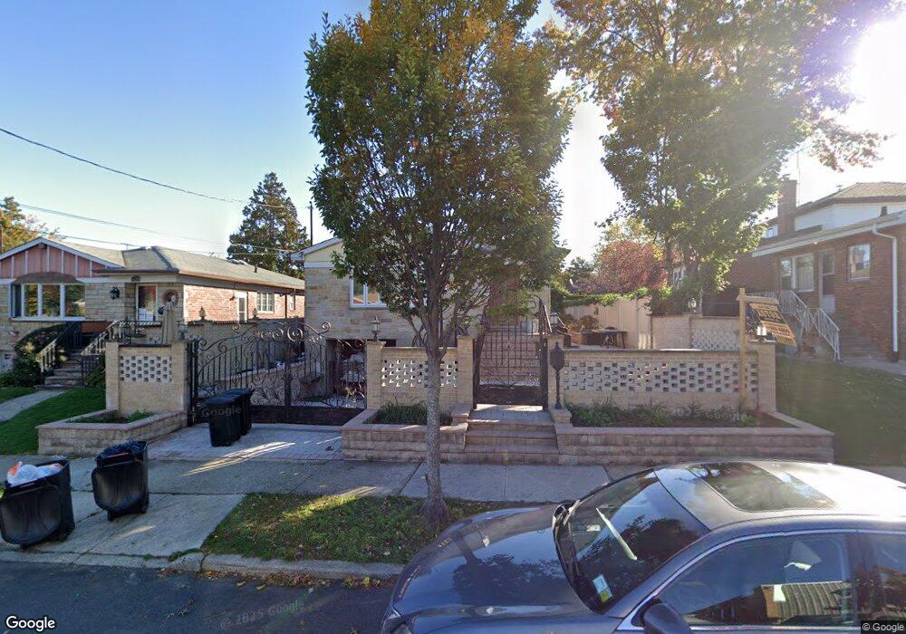 6933 170th St, Fresh Meadows, NY 11365 - photo 1