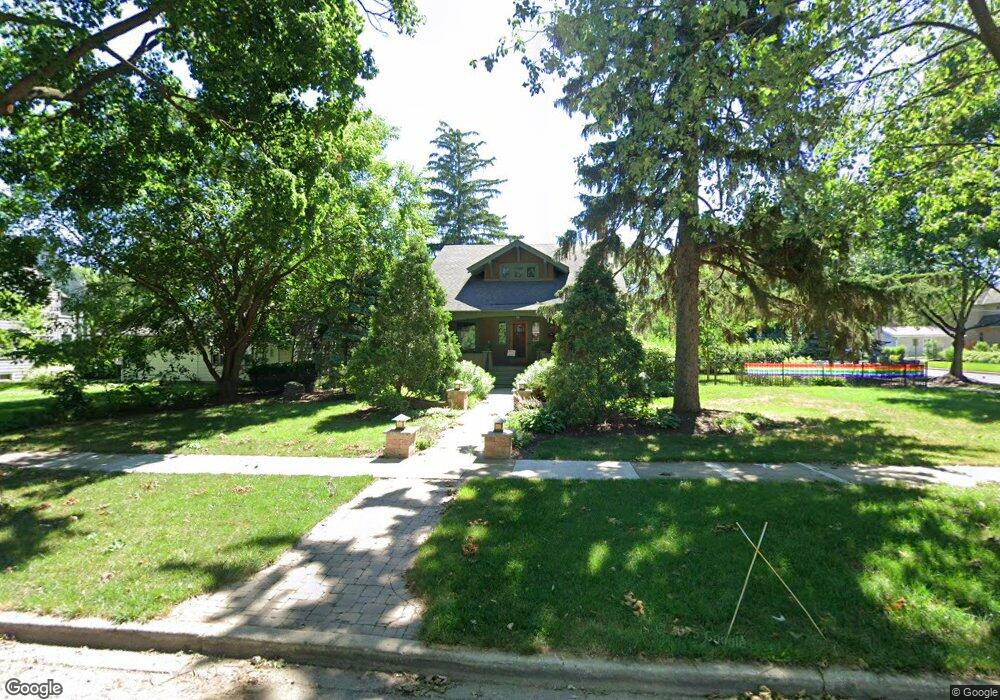 810 N Ellsworth St, Naperville, IL 60563 - photo 1