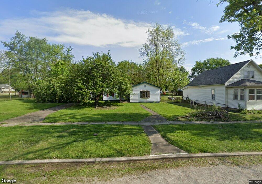 2112 Marion Ave, Mattoon, IL 61938 - photo 1