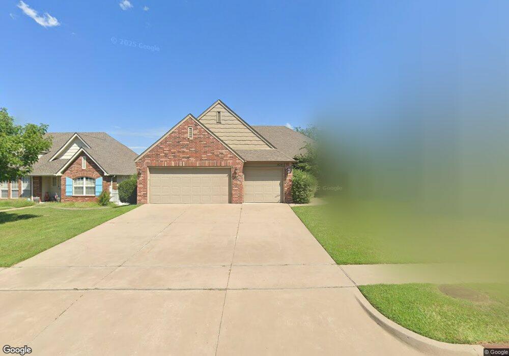 1610 W Vicksburg Place, Broken Arrow, OK 74011 - photo 1