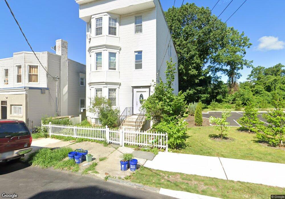 79 Ravine Ave unit 3, Yonkers, NY 10701 - photo 1