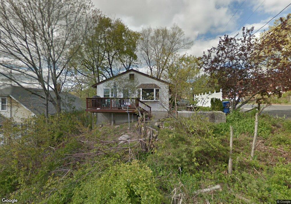 17 Miller St, Waterbury, CT 06704 - photo 1