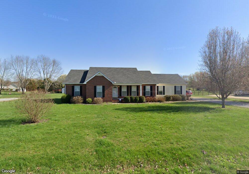 410 Meadowlark Dr, Shelbyville, TN 37160 - photo 1
