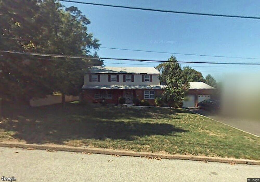 210 Laurel Ln, Broomall, PA 19008 - photo 1