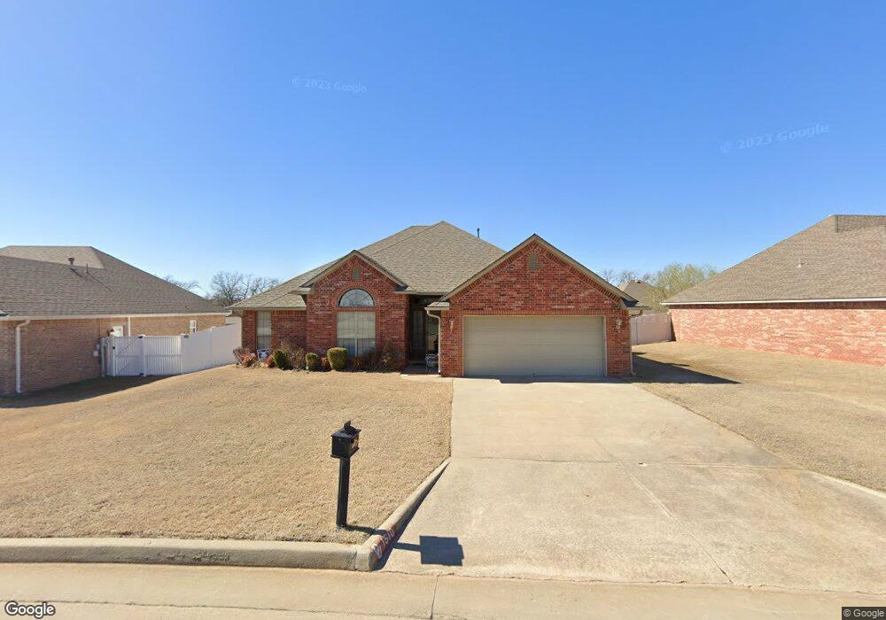 1510 Cedar Bend Ct, Shawnee, OK 74804 - photo 1