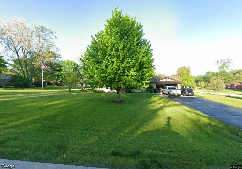 37 Forest Ct, Oswego, IL 60543 - photo 1