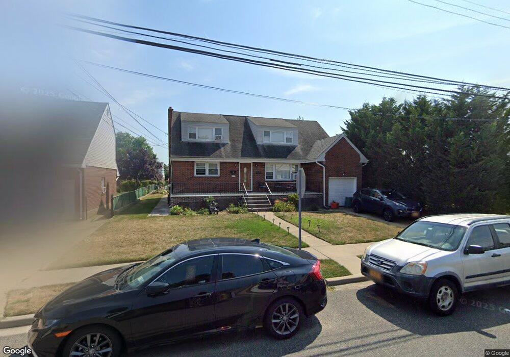 897 Third Ave, Franklin Square, NY 11010 - photo 1