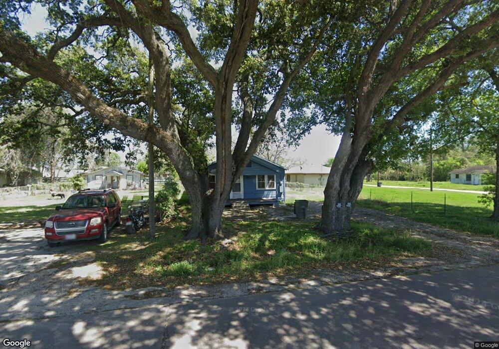 2417 Avenue C, Bay City, TX 77414 - photo 1