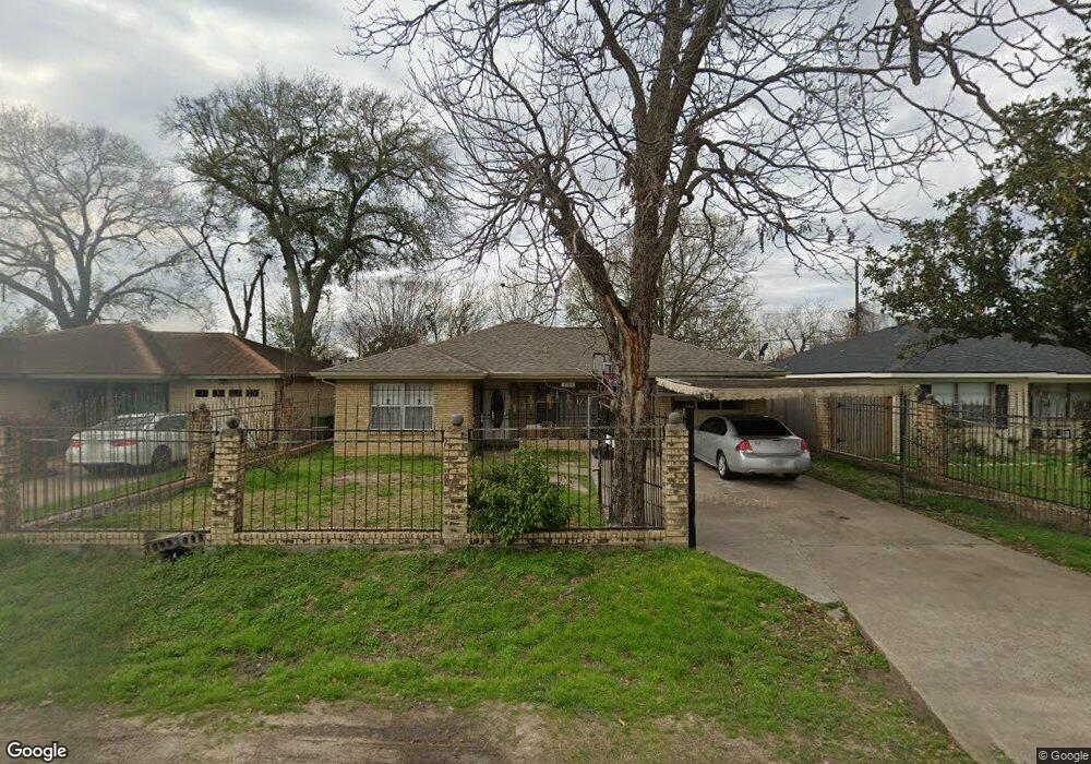 4711 Moore St, Houston, TX 77009 - photo 1