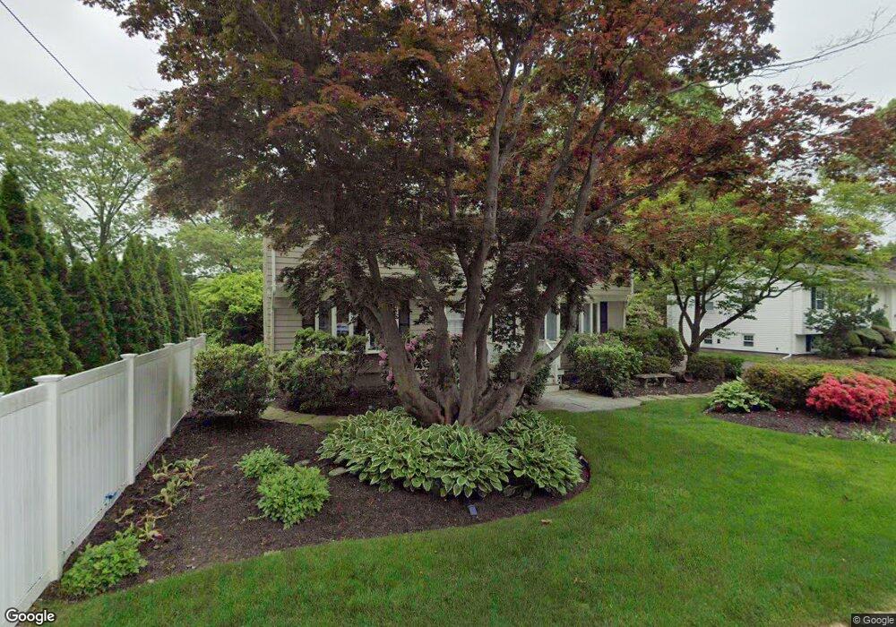 63 Bellevue Dr, Cranston, RI 02920 - photo 1