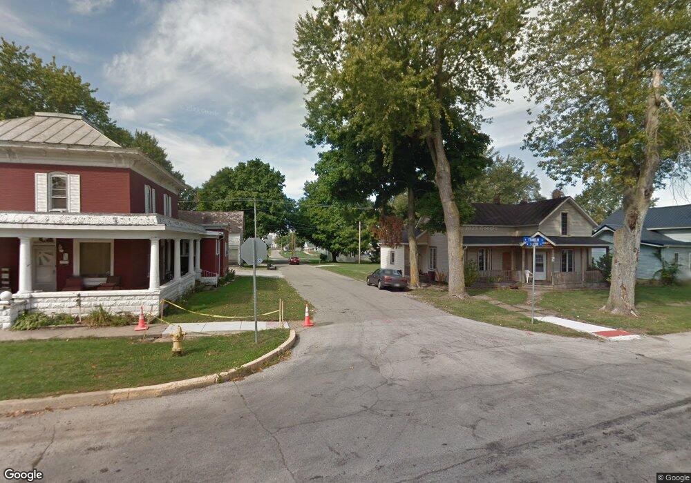 312 W Jackson St, Mentone, IN 46539 - photo 1