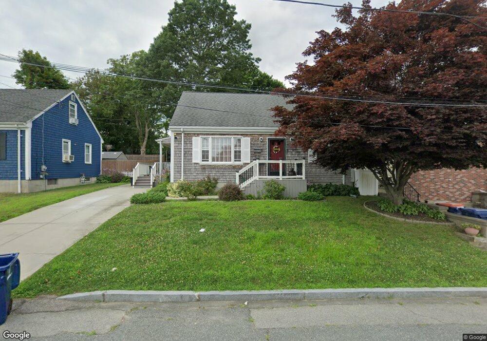57 Beech St, New Bedford, MA 02740 - photo 1
