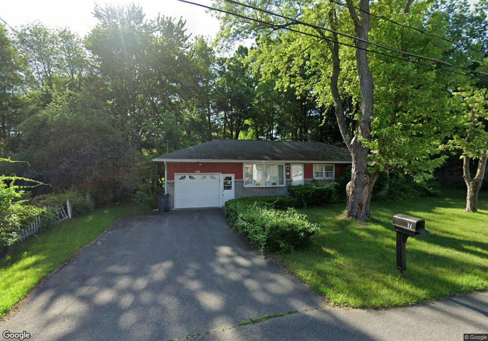 7 Emerson Dr, Latham, NY 12110 - photo 1