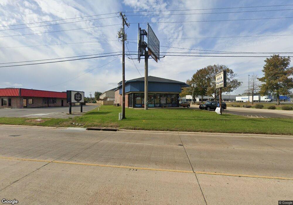 1049 N Pine St, Deridder, LA 70634 - photo 1