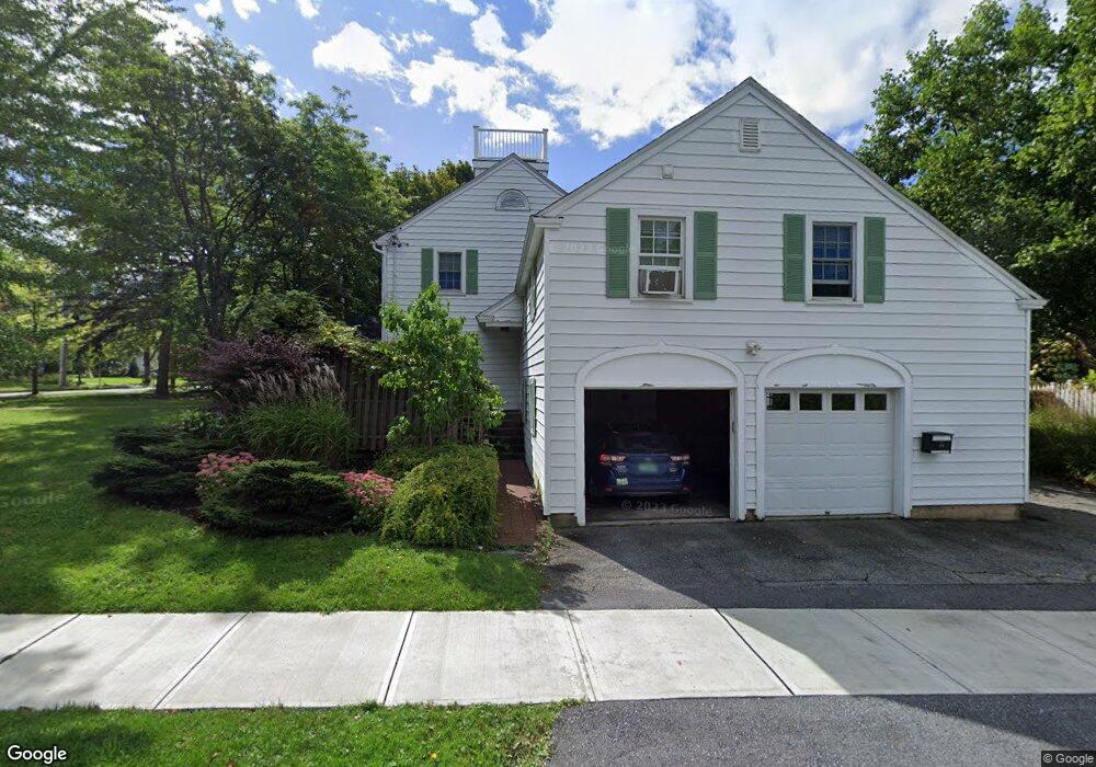 123 Summit St, Burlington, VT 05401 - photo 1