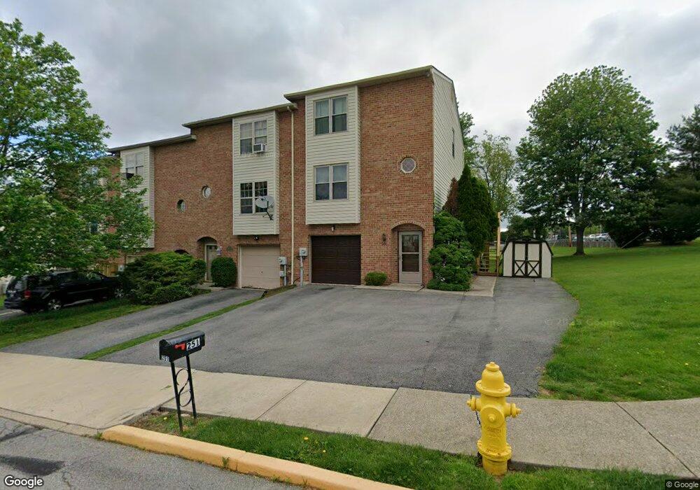 251 Flint Hill Rd, Alburtis, PA 18011 - photo 1