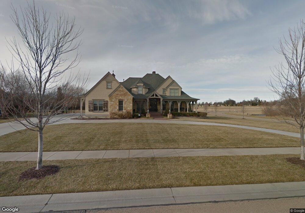 1127 SW Camden Ln, Topeka, KS 66604 - photo 1