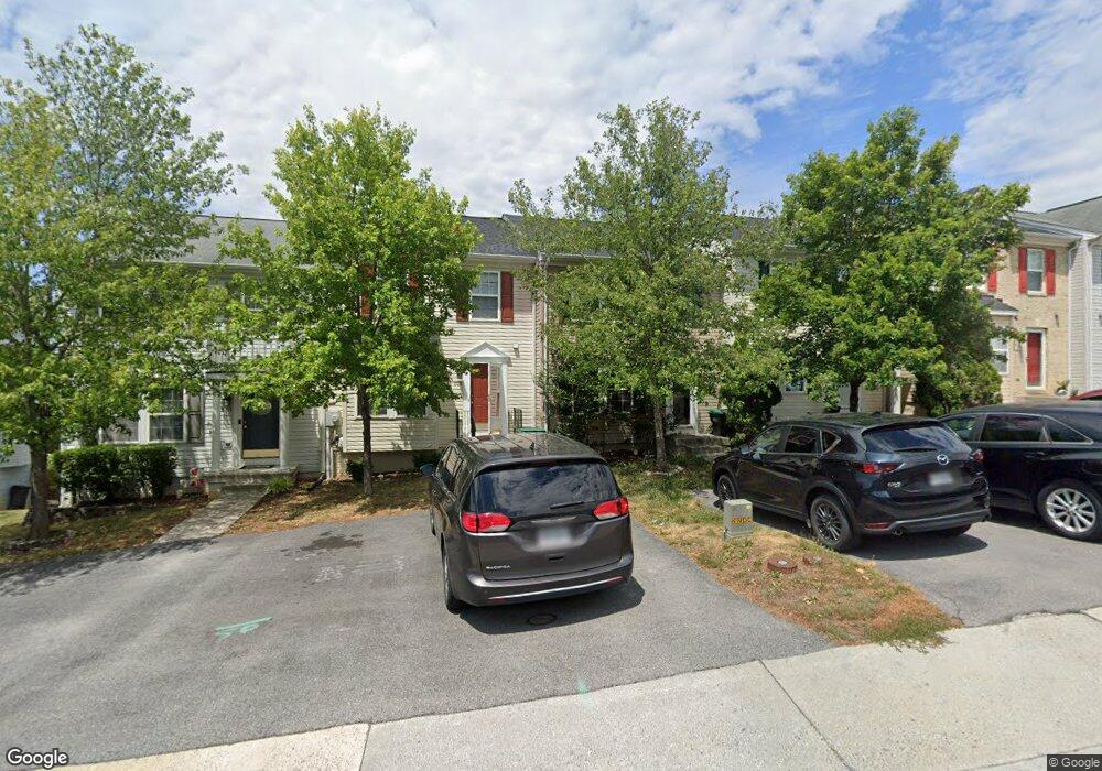 505 Hupps Hill Ct, Strasburg, VA 22657 - photo 1