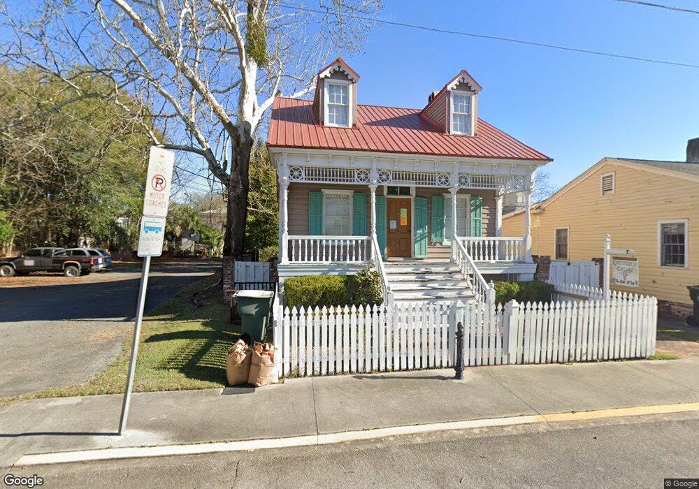 526 E Huntingdon St, Savannah, GA 31401 - photo 1