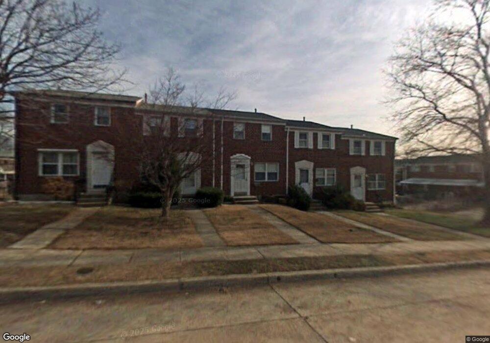 671 Queensgate Rd, Baltimore, MD 21229 - photo 1