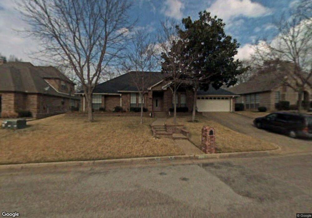 701 Kingswood Dr, Tyler, TX 75703 - photo 1